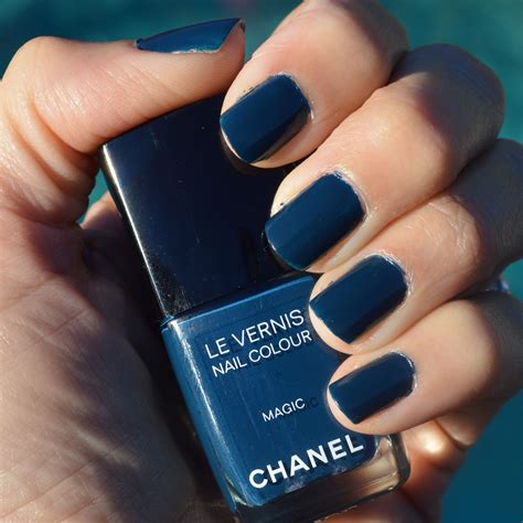 chanel nail polish gel